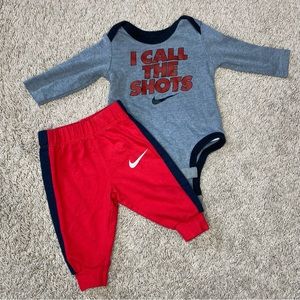 Nike Matching Set Onesie & Sweatpants, Infant Size 3 Months